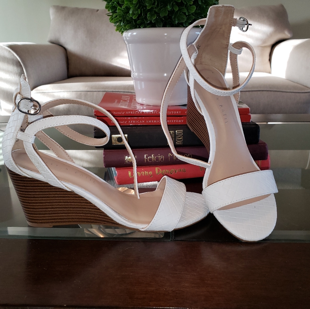 Wedge strappy sandal